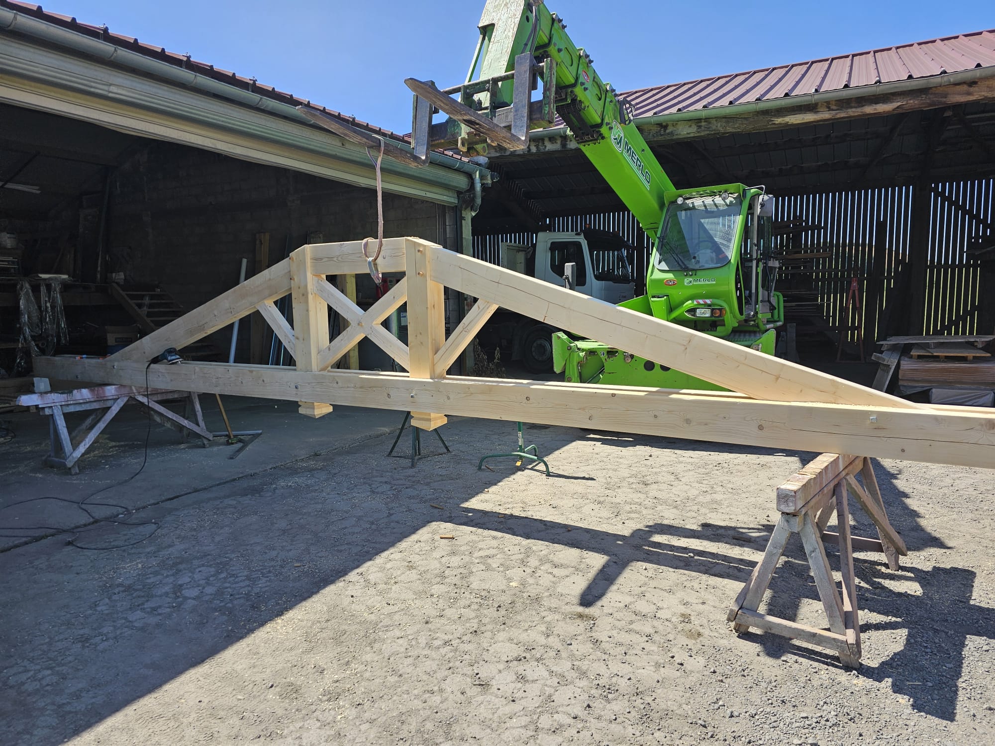 Charpente Côte basque, Charpente Iholdy, Charpente Pays basque, Construction ossature bois, Construction ossature bois Côte basque, Construction ossature bois Pays basque, Couverture Côte basque, Couverture Iholdy, Couverture Pays basque, Menuiserie Côte basque, Menuiserie Iholdy, Menuiserie Pays basque, Zinguerie Côte basque, Zinguerie Iholdy, Zinguerie Pays basque